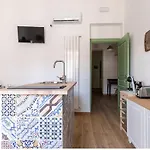 Bed and Breakfast Mgrooms 3*