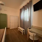 Mgrooms Bed and Breakfast Παλέρμο